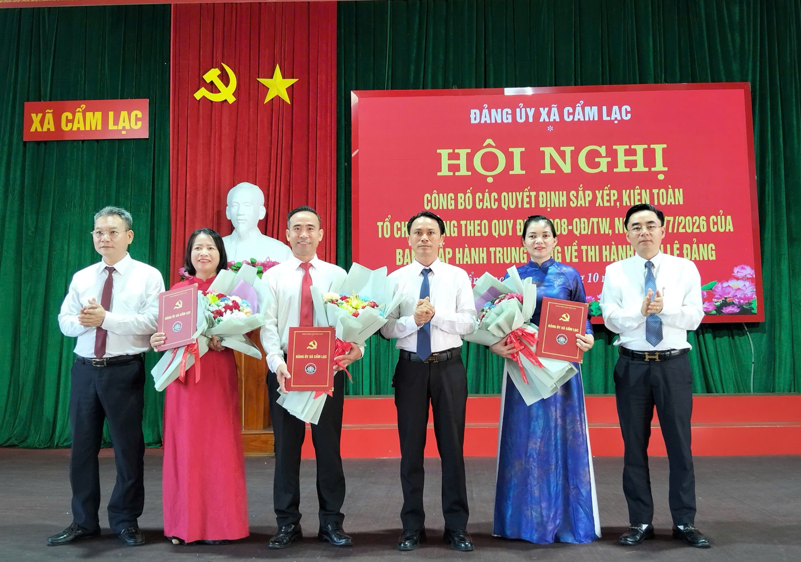 Cẩm Lạc kiện toàn các tổ chức Đảng trực thuộc